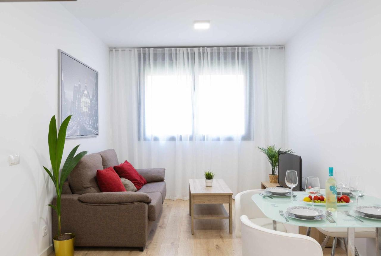 Cosmopolitan Apt & Malaga Beach Kültér fotó