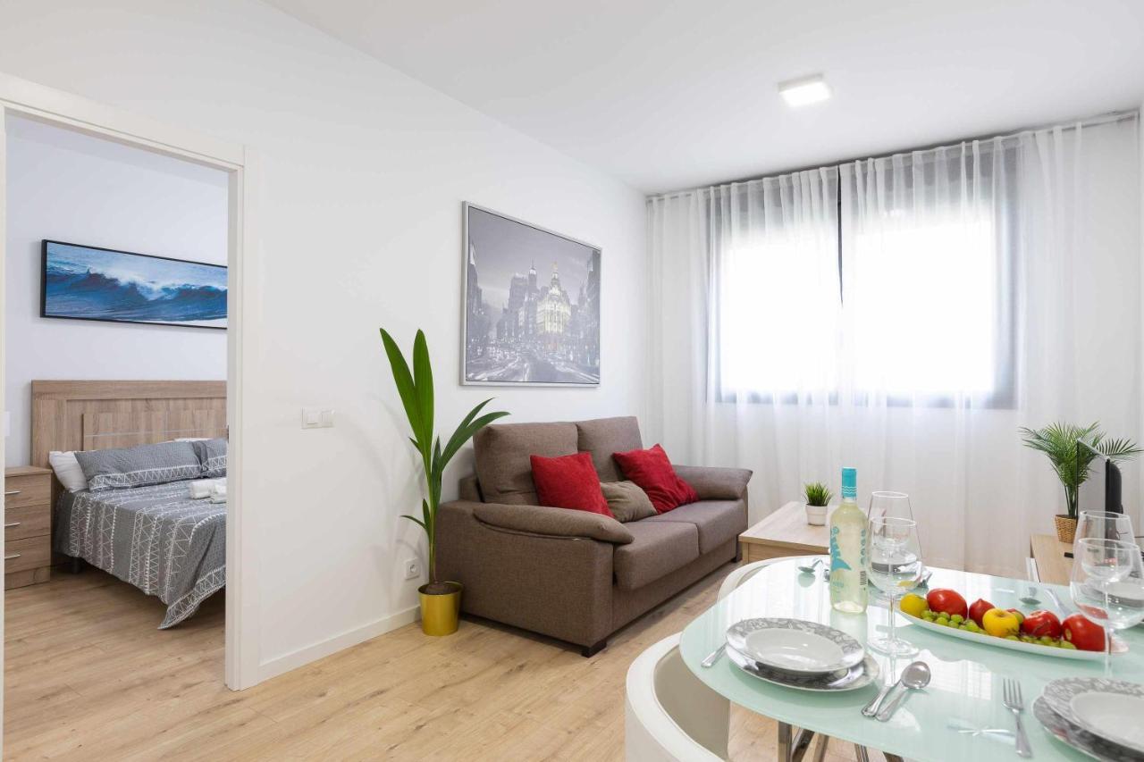 Cosmopolitan Apt & Malaga Beach Kültér fotó